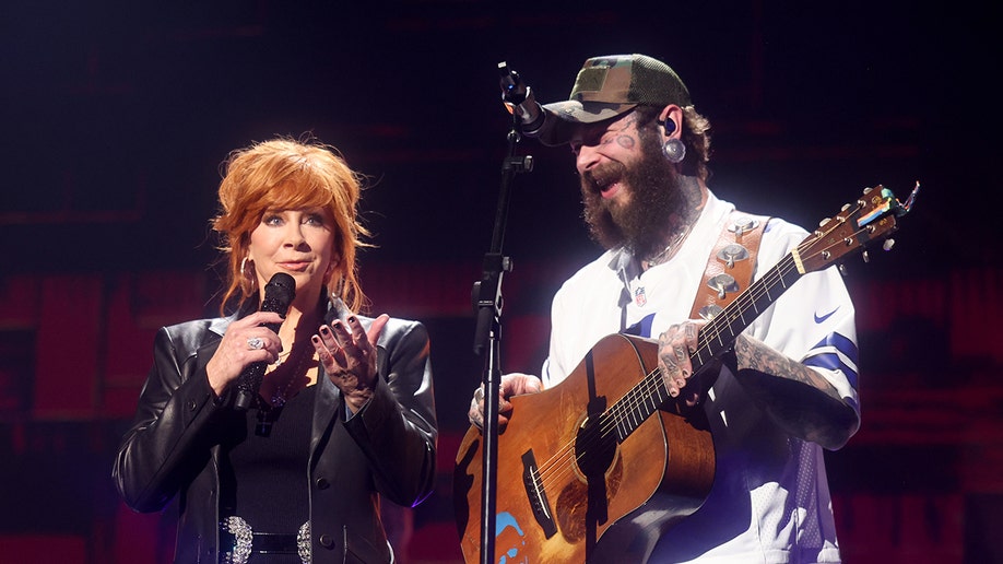 Post Malone singing with Reba McEntire