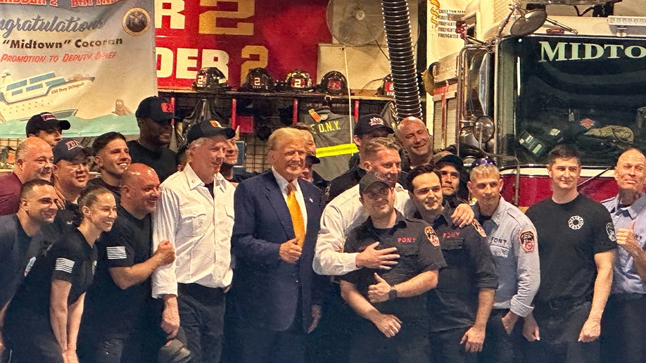 Trump stops at fire department in Manhattan