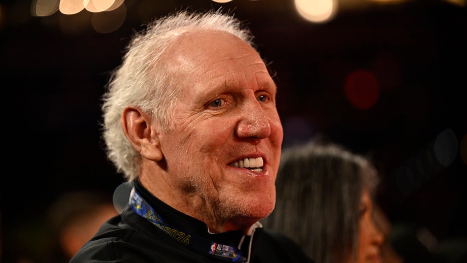 Hall of Famer Bill Walton dead at 71 after battle with cancer