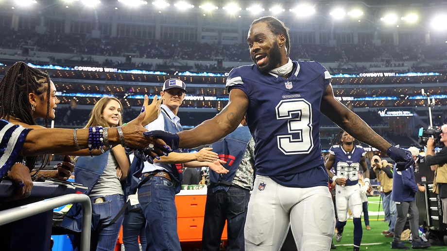 Cowboys star uses faith to give back to community