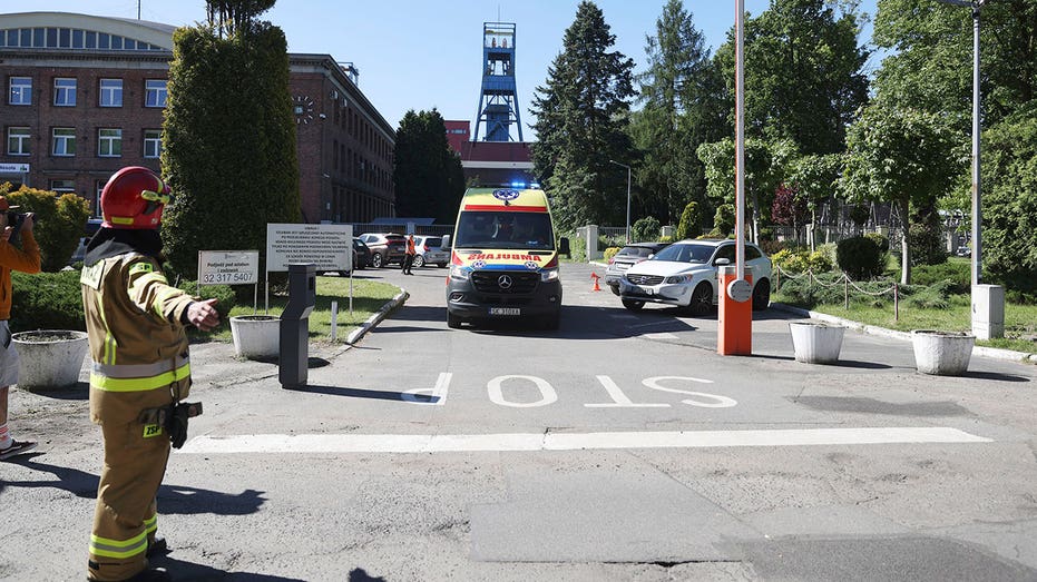 2 workers dead, 1 missing after Polish coal mine caves in, authorities say