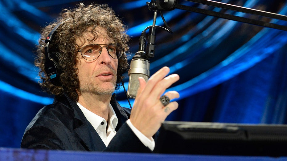 Howard Stern Pulls Prank on Media with Fake Departure Announcement