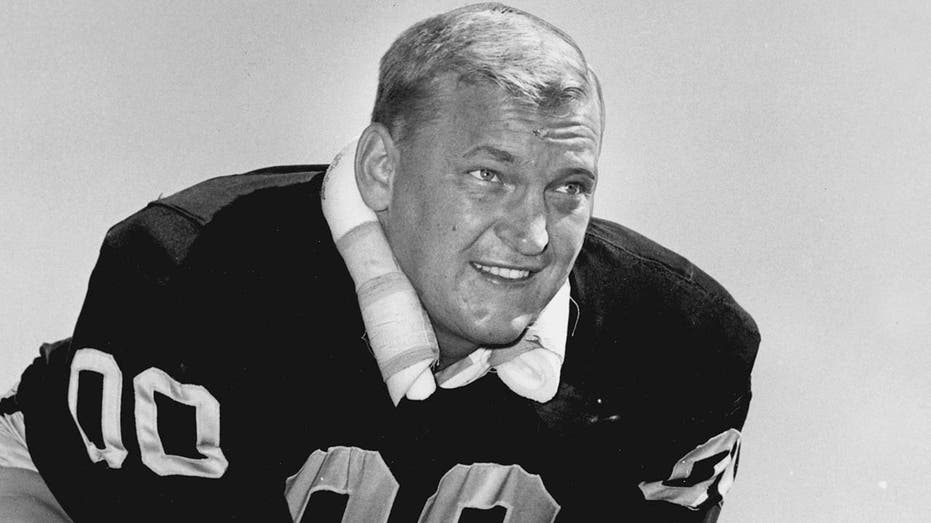 Jim Otto, Pro Football Hall of Fame known as ‘Mr. Raider,’ dead at 86
