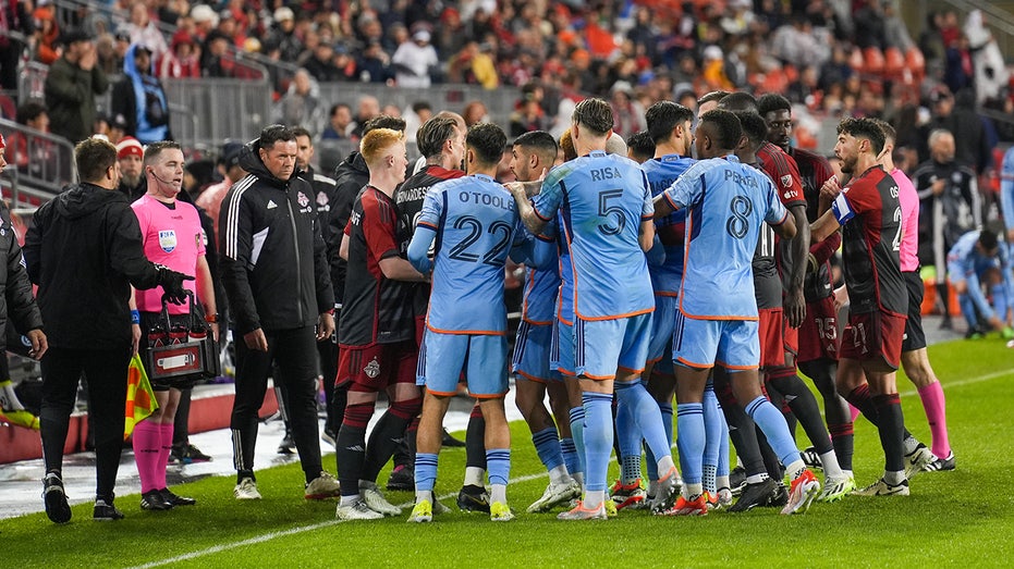 Brawl breaks out between MLS’ Toronto FC and NYCFC following match in wild scene