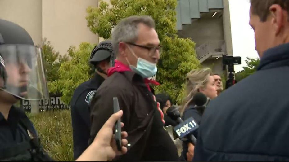 Anti-Israel agitators arrested at UC Irvine claim to be professors: 'out here supporting my students'