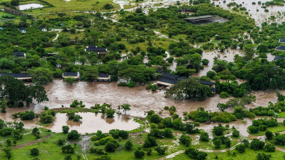 Tourists airlifted from Kenyan reserve as freak floods continue
