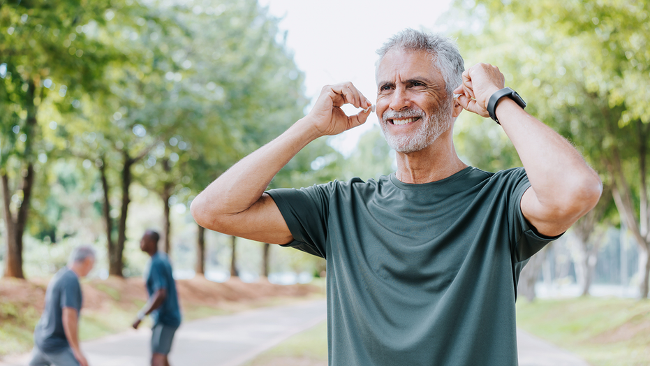 10 Father’s Day gifts for dads who are into fitness