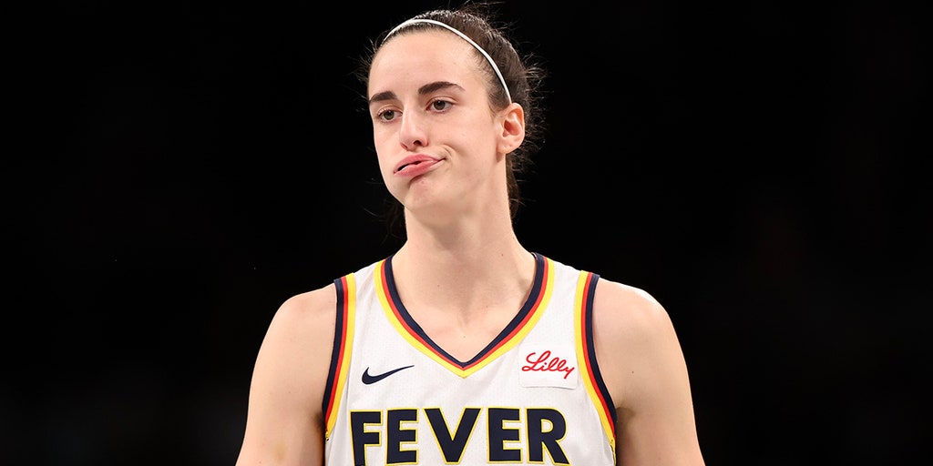 Caitlin Clark struggles in Fever's loss to Liberty in wake of controversial  game | Fox News