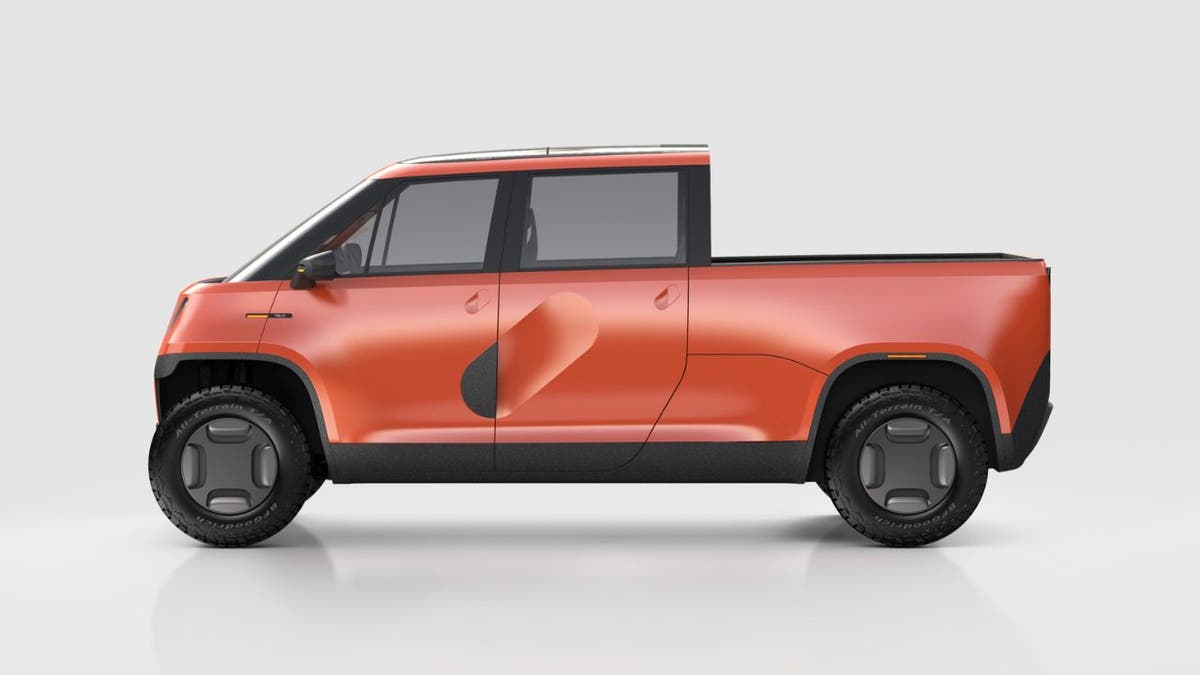 orange Telo truck 