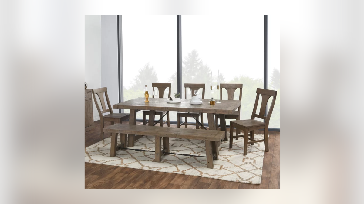 Find well-made dining sets from Birch Lane. 