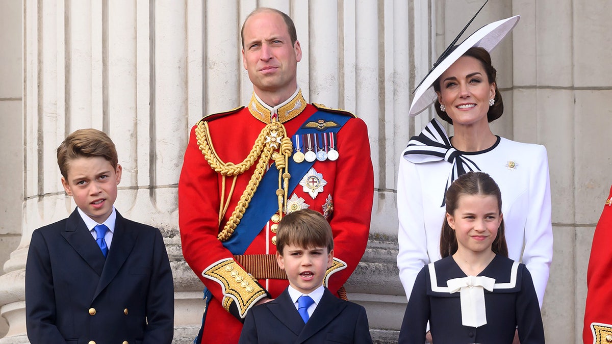 A photo of Prince William, Kate Middleton and their children