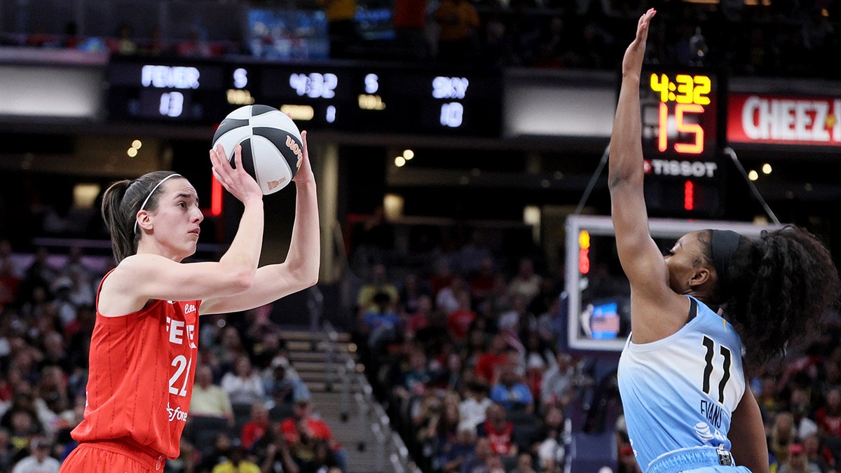 Caitlin Clark drills a shot