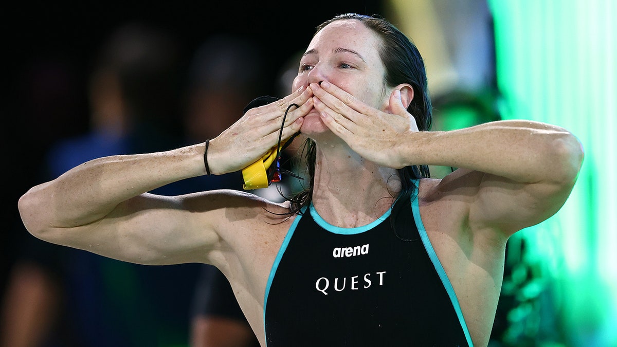 Cate Campbell thanks crowd