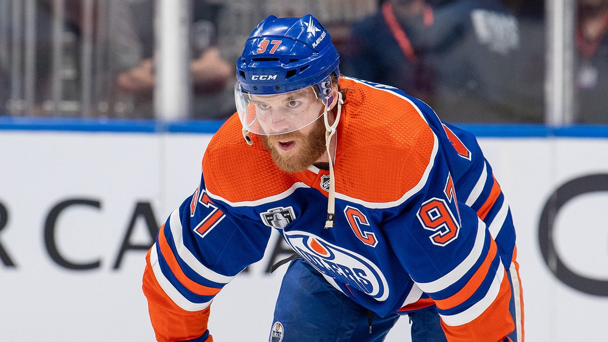 Oilers' Connor McDavid Wins Conn Smythe Trophy Despite Losing Stanley ...