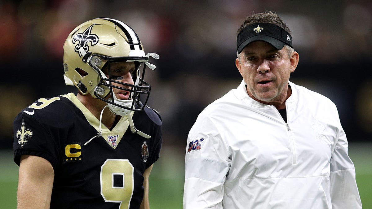 Drew Brees and Sean Payton chat