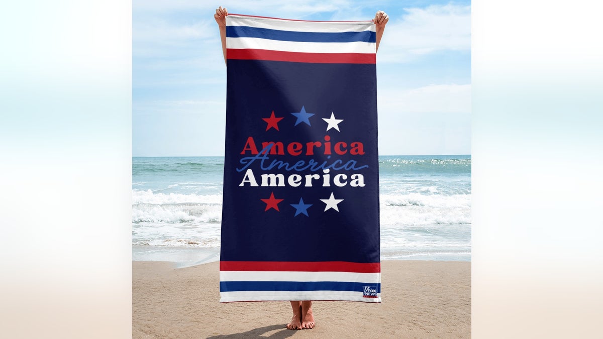 Show your American spirit to beachgoers.