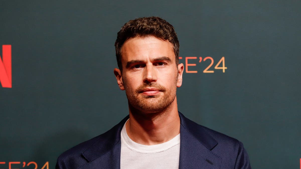 Theo James red carpet