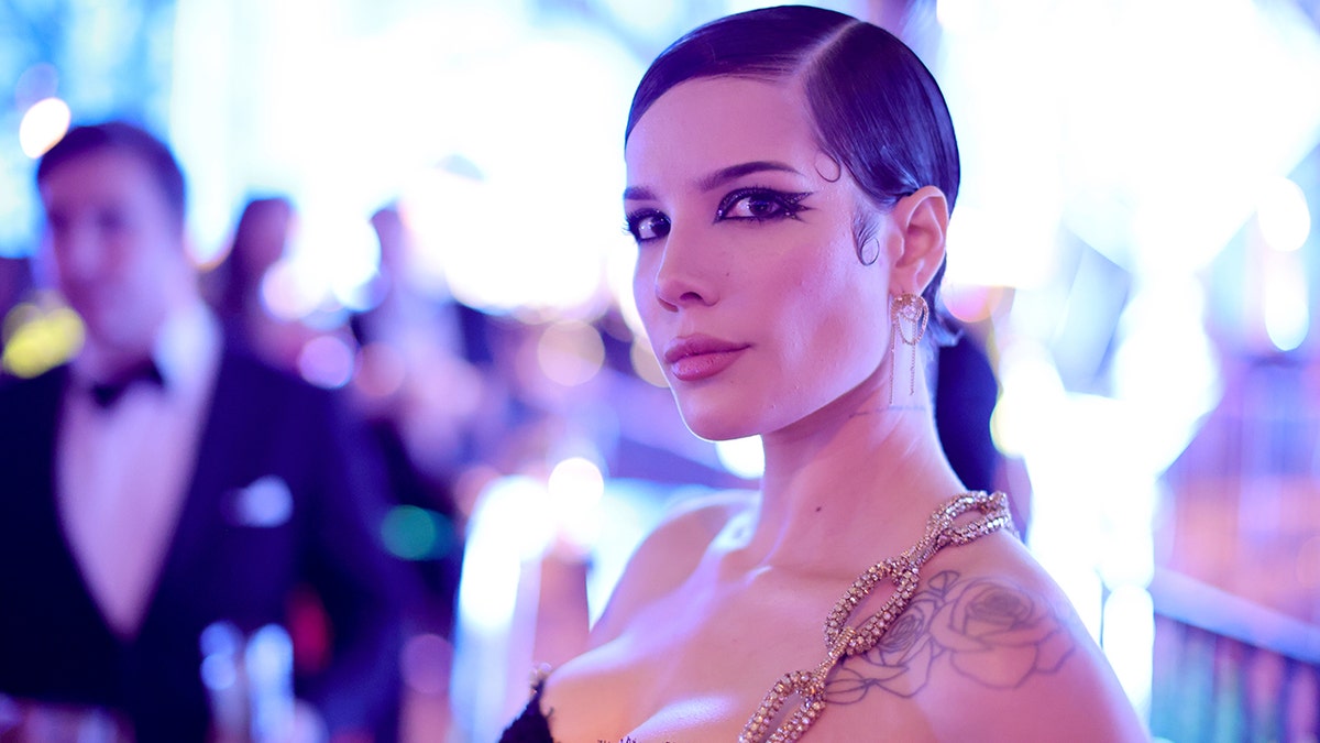 Halsey attends an Oscars party