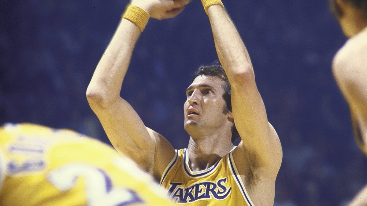 Jerry West against the Bulls