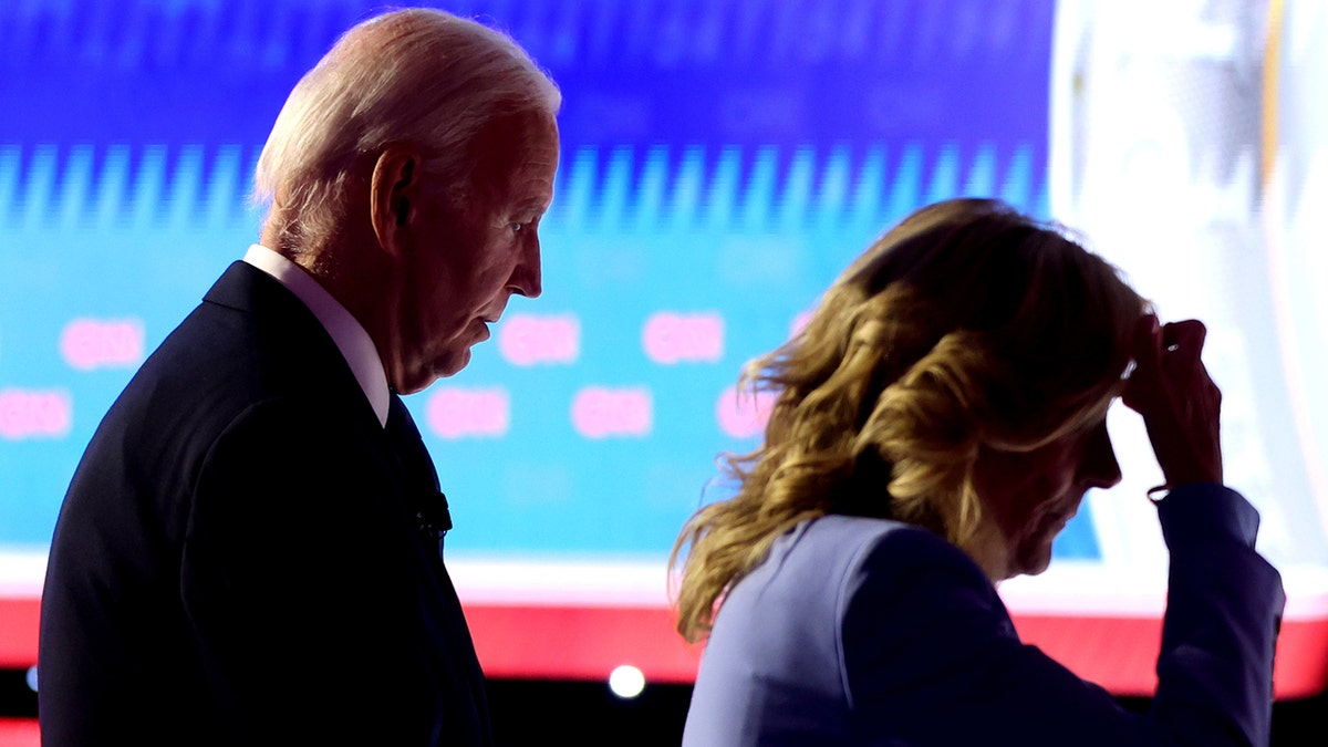 El presidente Biden y Jill Biden en el debate de CNN
