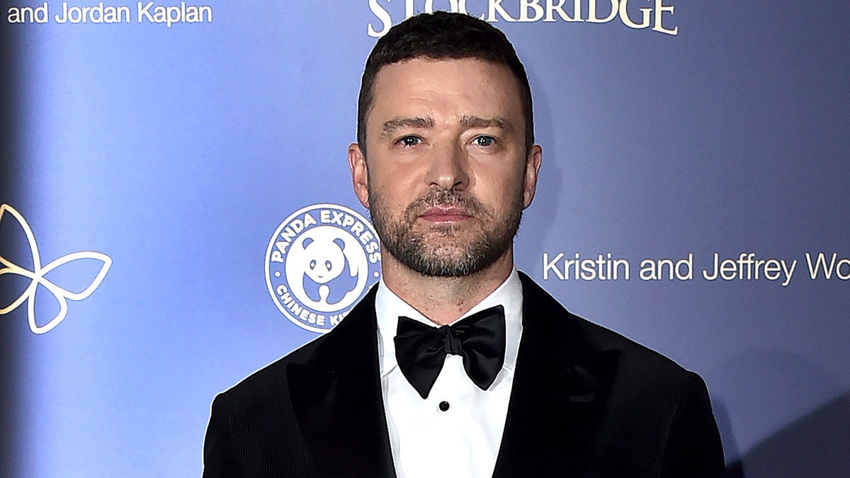 Justin Timberlake arrives at the 2022 Children's Hospital Los Angeles Gala
