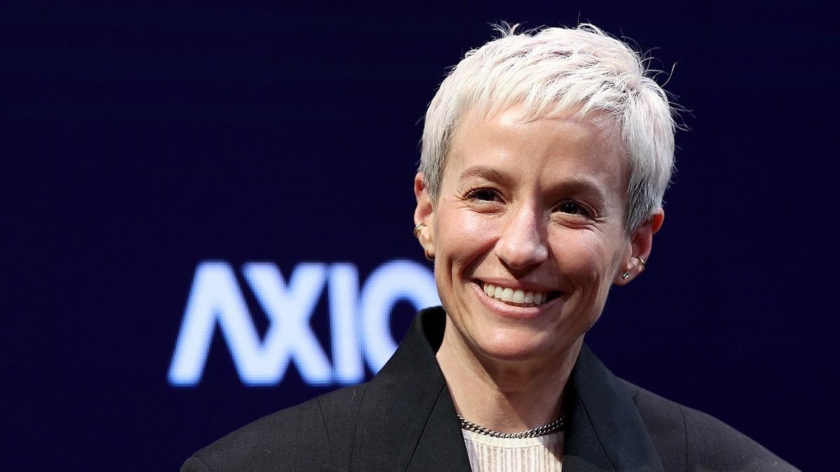 Megan Rapinoe em um evento da Axios