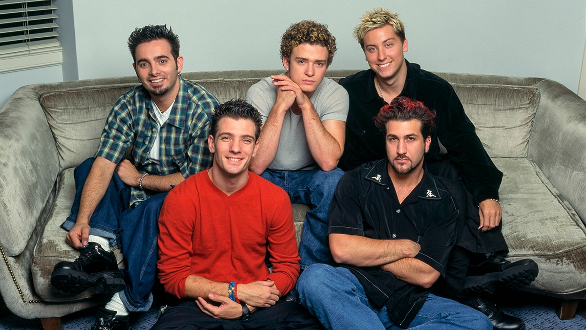 NSYNC in 2001, Chris Kirkpatrick, Justin Timberlake, Lance Bass, JC Chasez, and Joey Fatone