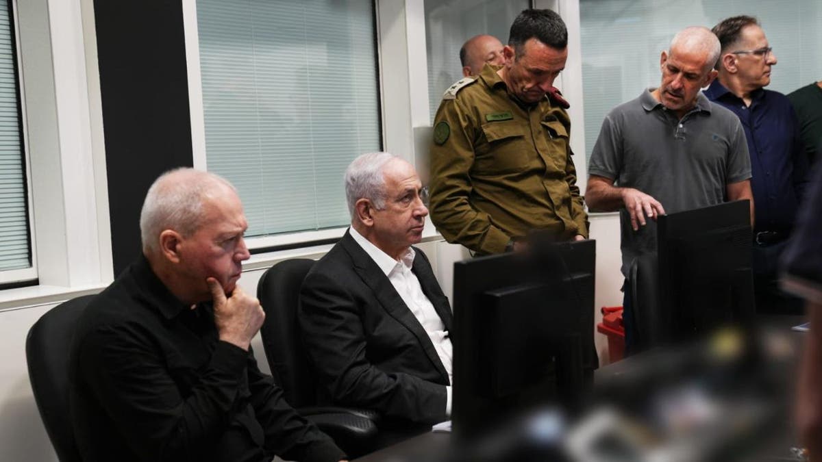 Benjamin Netanyahu in operation room during hostage mission