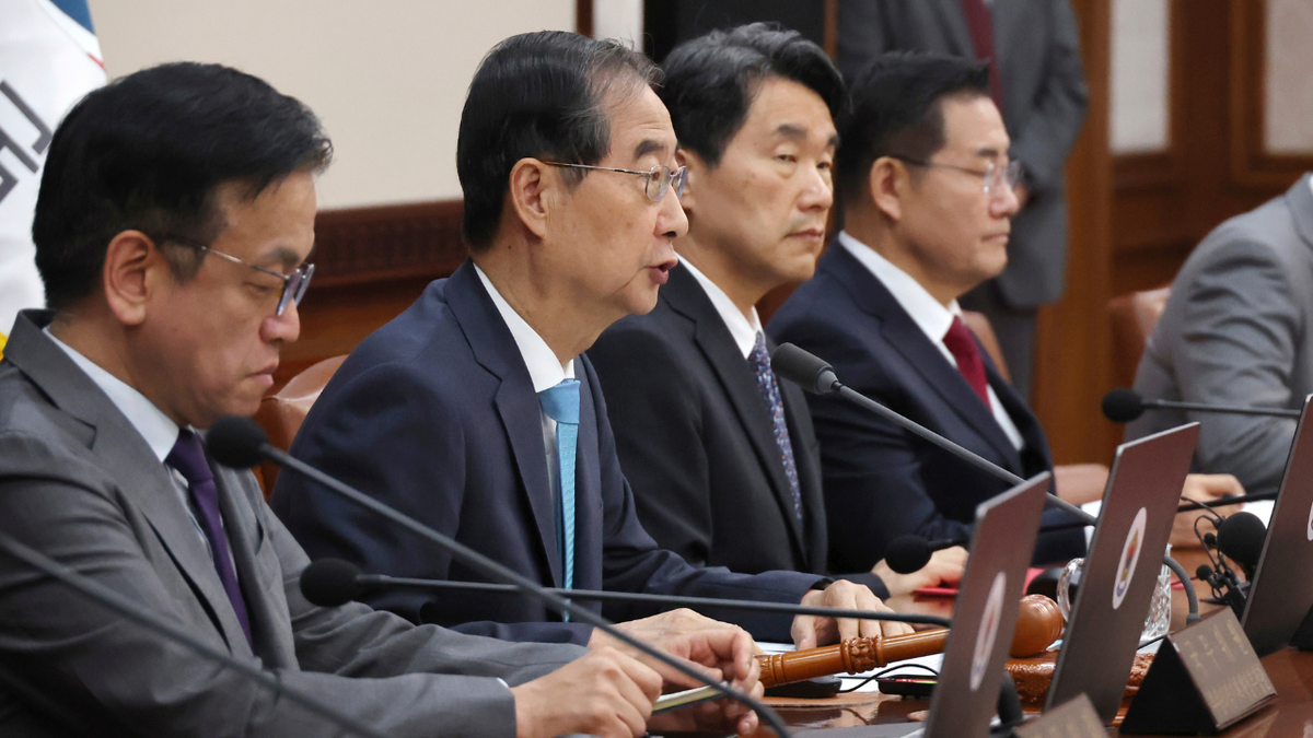 South Korean officials