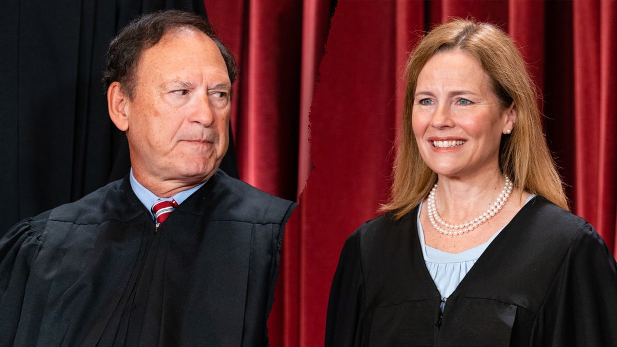 Justices Samuel Alito and Amy Coney Barrett.