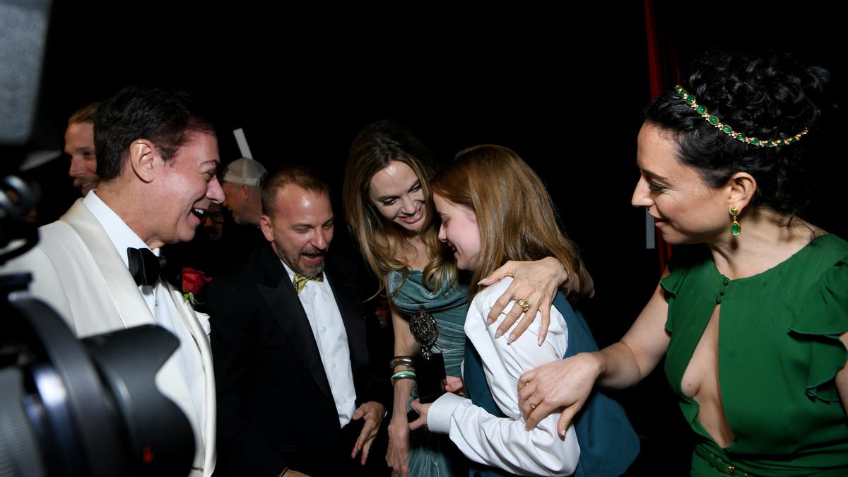 Angelina Jolie y Vivienne en los Premios Tony