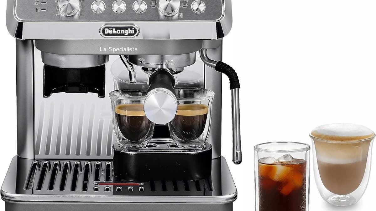 This espresso machine is designed for home baristas.