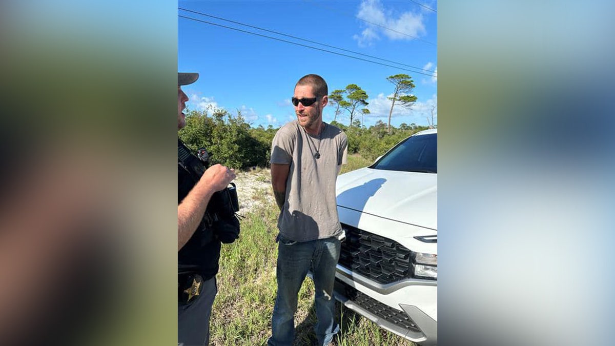 A Florida man was arrested after he allegedly tried to rob an unlocked bank on Saturday evening.