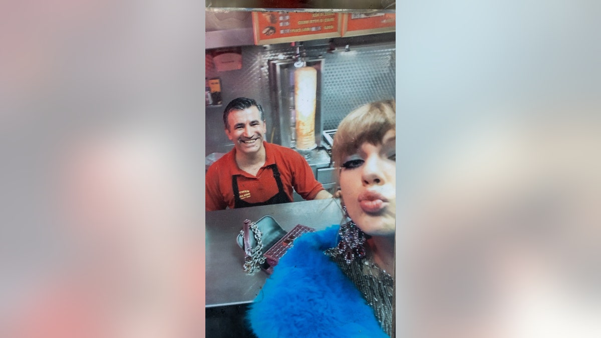 Swift with restaurant employee
