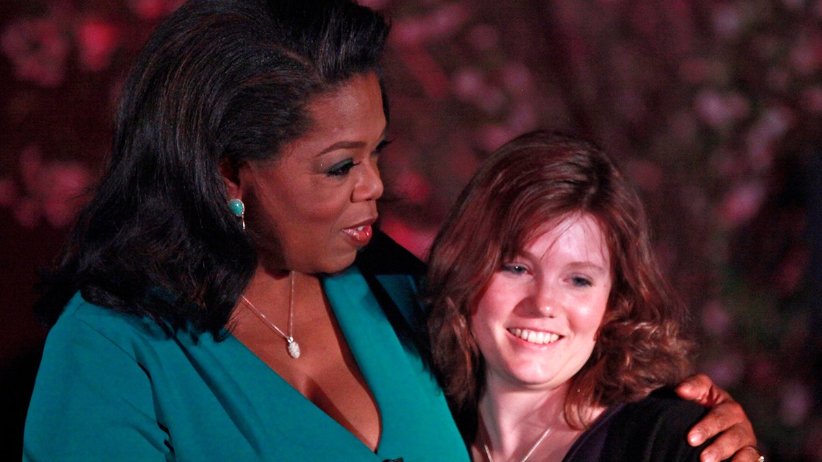 Jaycee Dugard with Oprah Winfrey