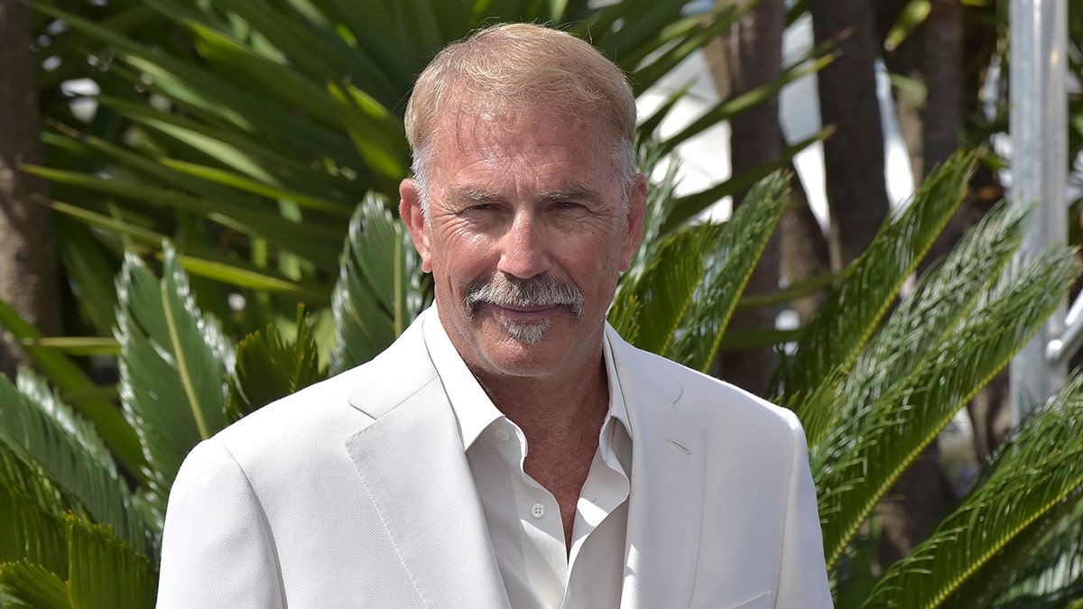 Kevin Costner lleva a su nuevo 