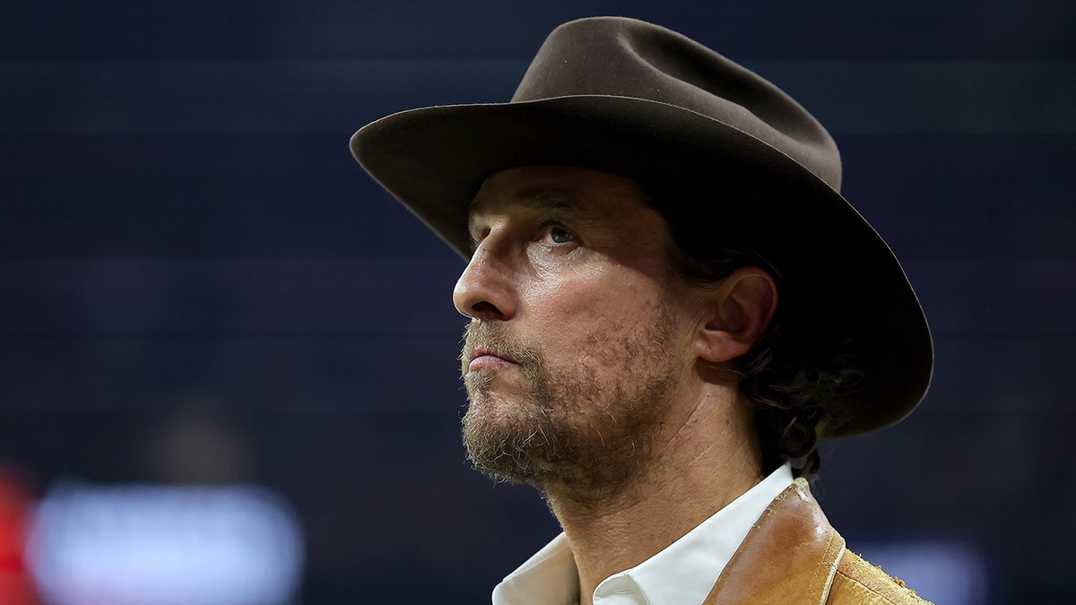 Matthew McConaughey wearing a cowboy' hat