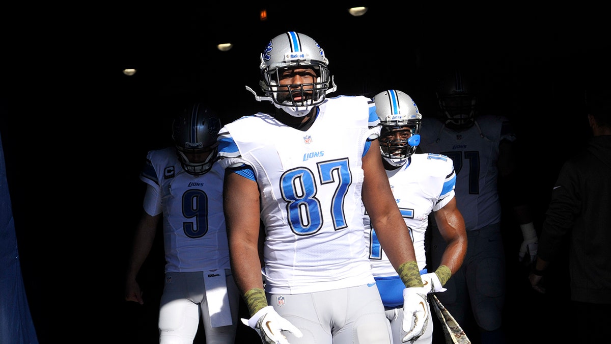 Brandon Pettigrew outside the tunnel