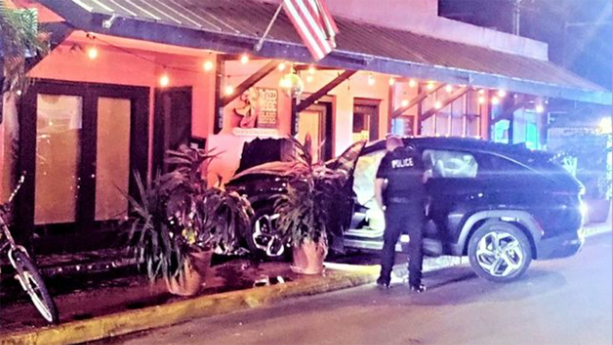 Crash at Key West restaurant