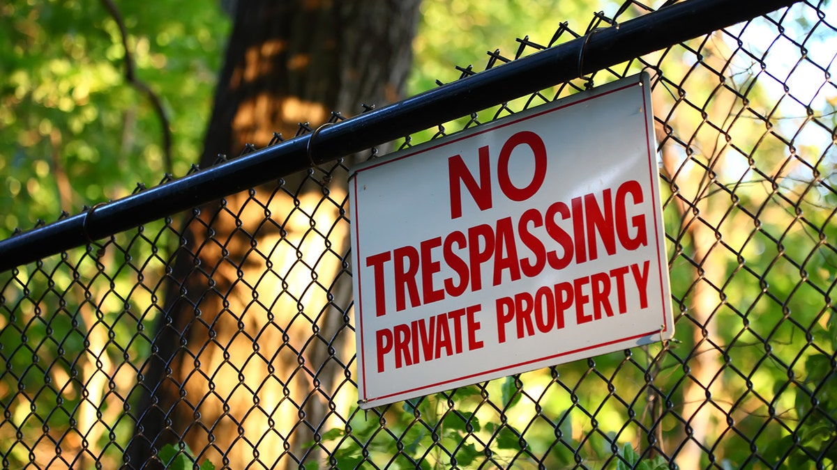Signo de propiedad privada