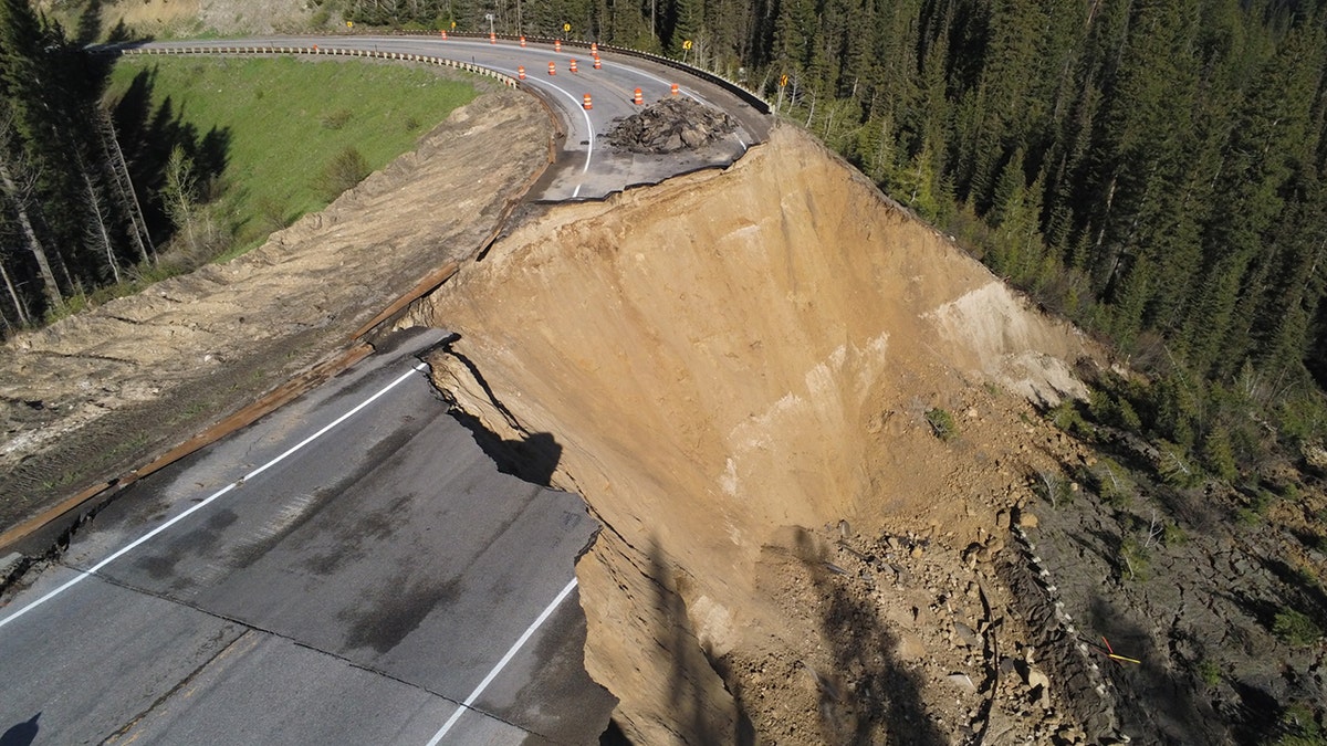 Teton Pass road collapse