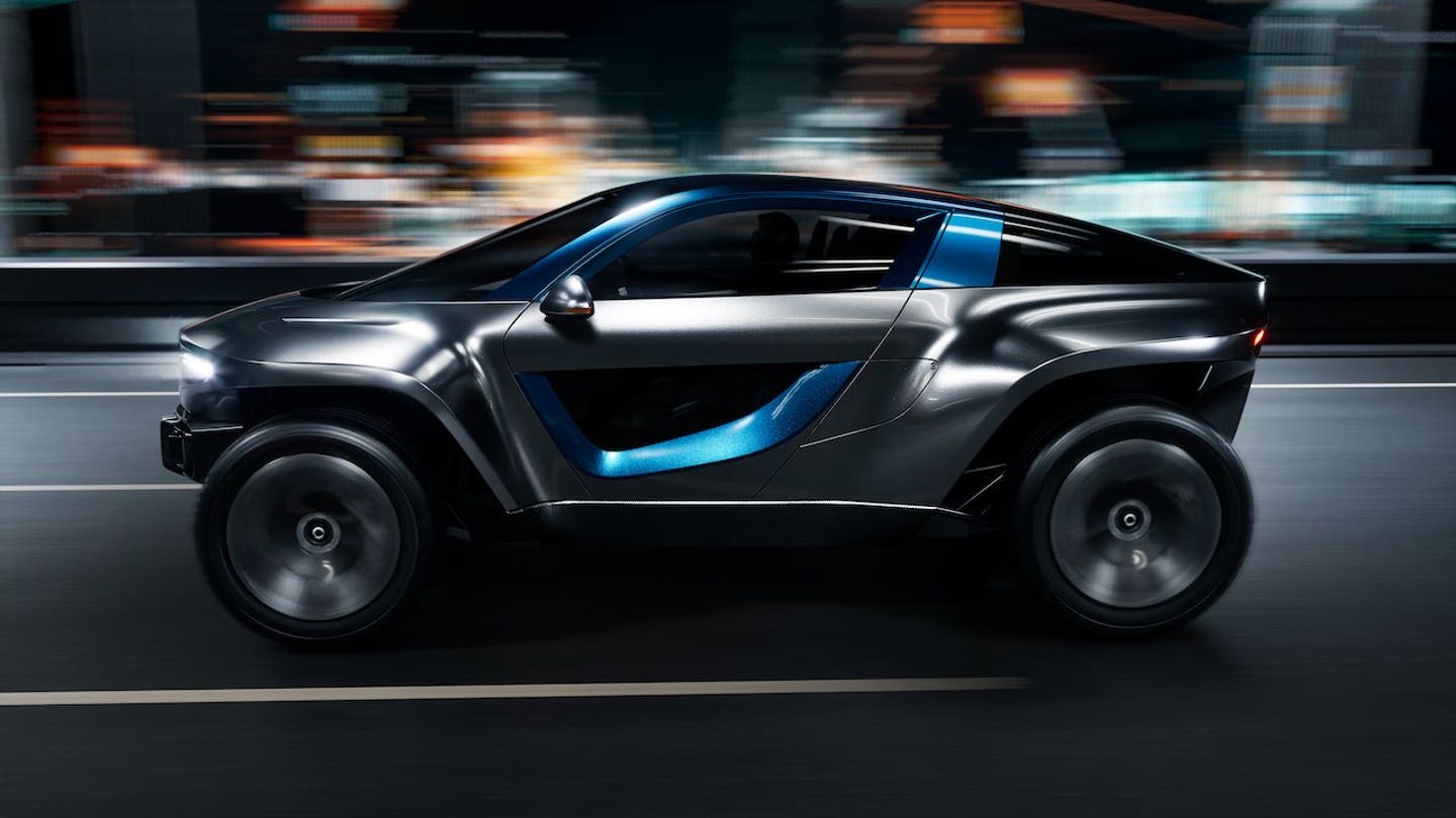 1 Super slick electric beast that takes you from city streets to mountain peaks