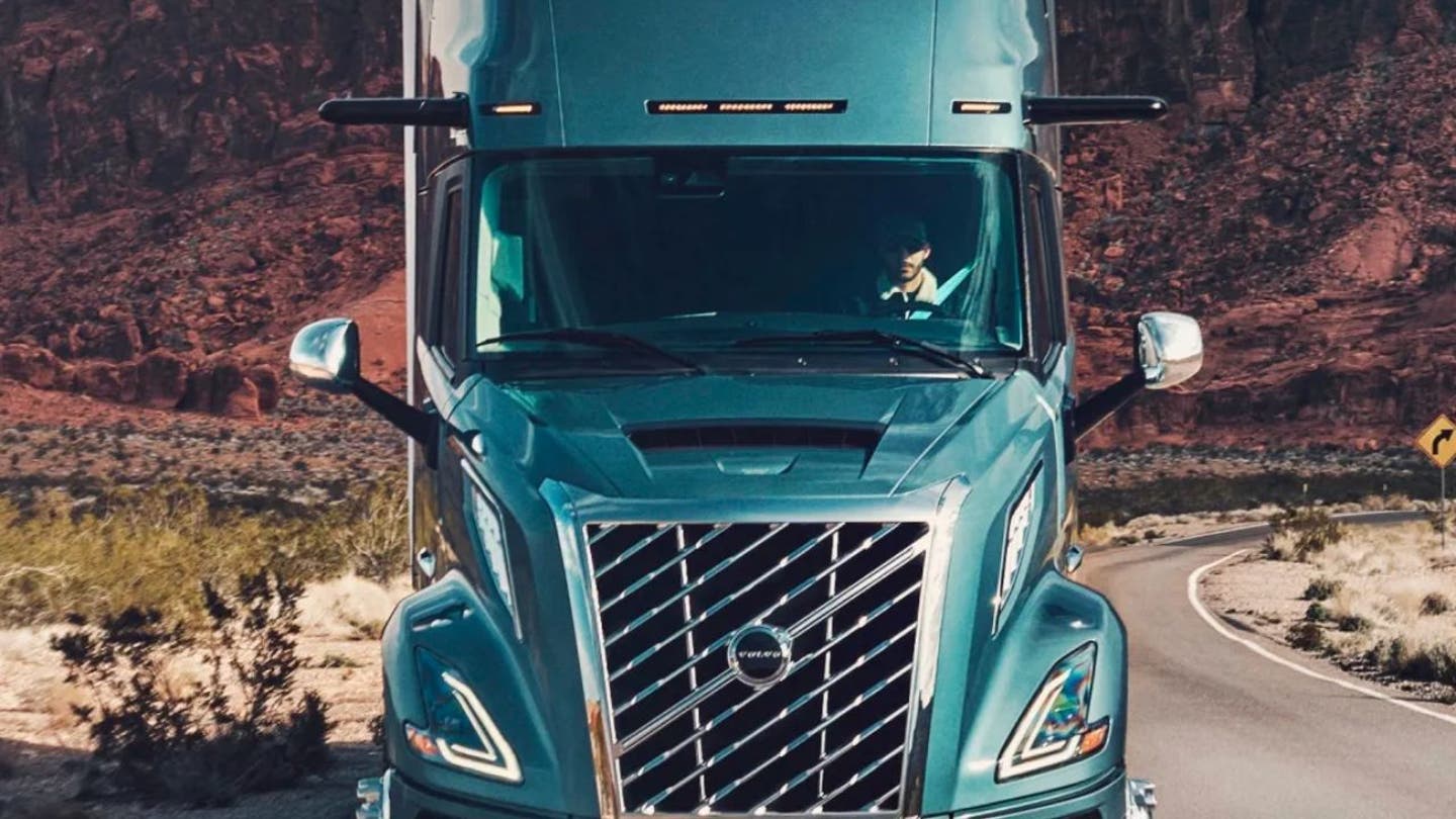 4 Brace yourselves as Volvo and Auroras autonomous big rigs prepare to hit the highways