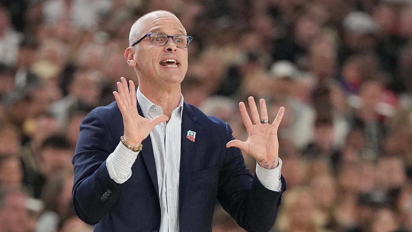 Lakers Reportedly Finalizing Offer to UConn's Dan Hurley Amid J.J. Redick Rumors