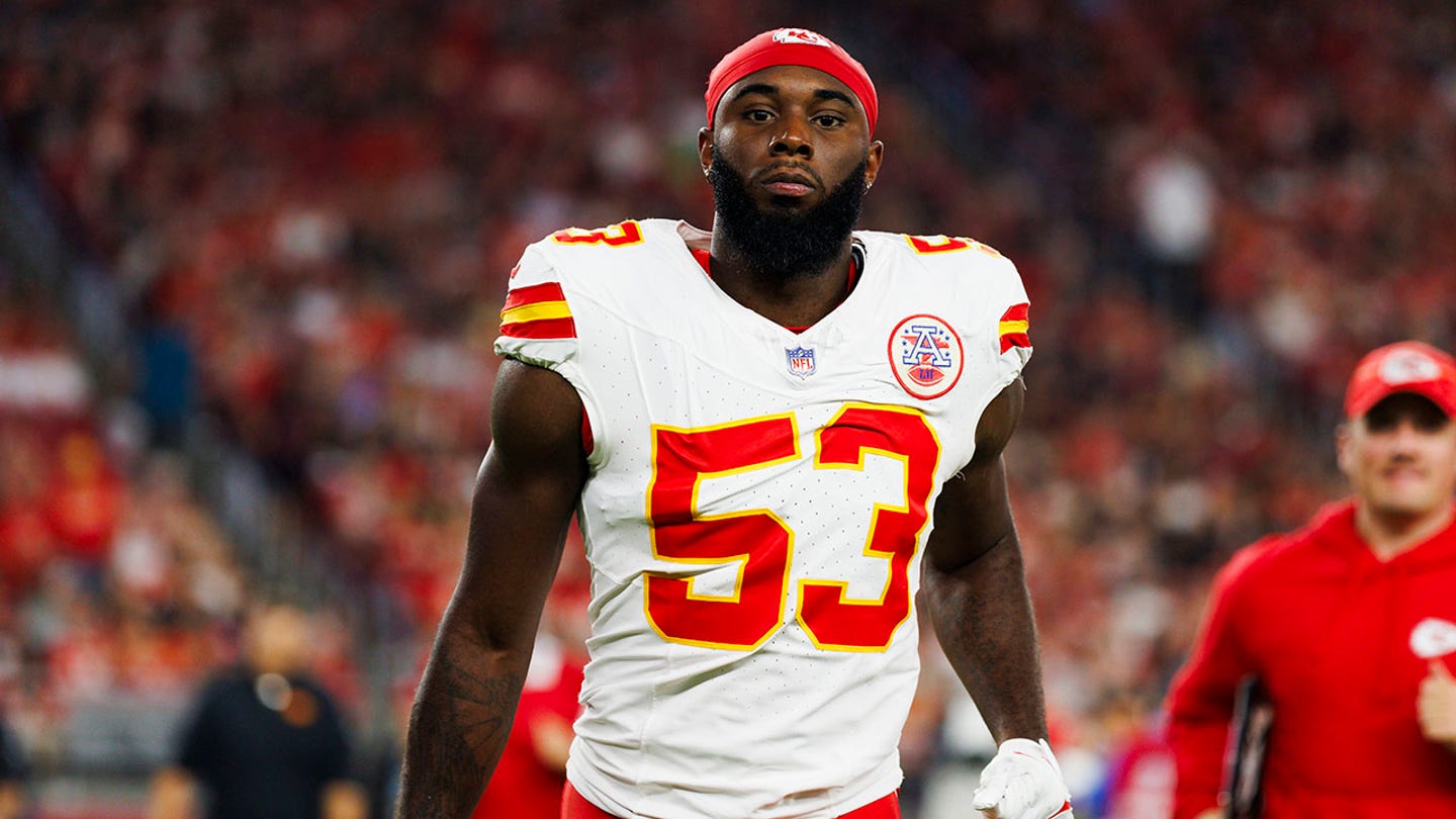 Chiefs Defensive End Saved by Teammate After Seizure, Cardiac Arrest