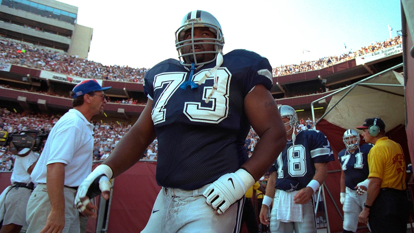 Pro Football Hall of Famer and Cowboys Legend Larry Allen Dies Suddenly at 52