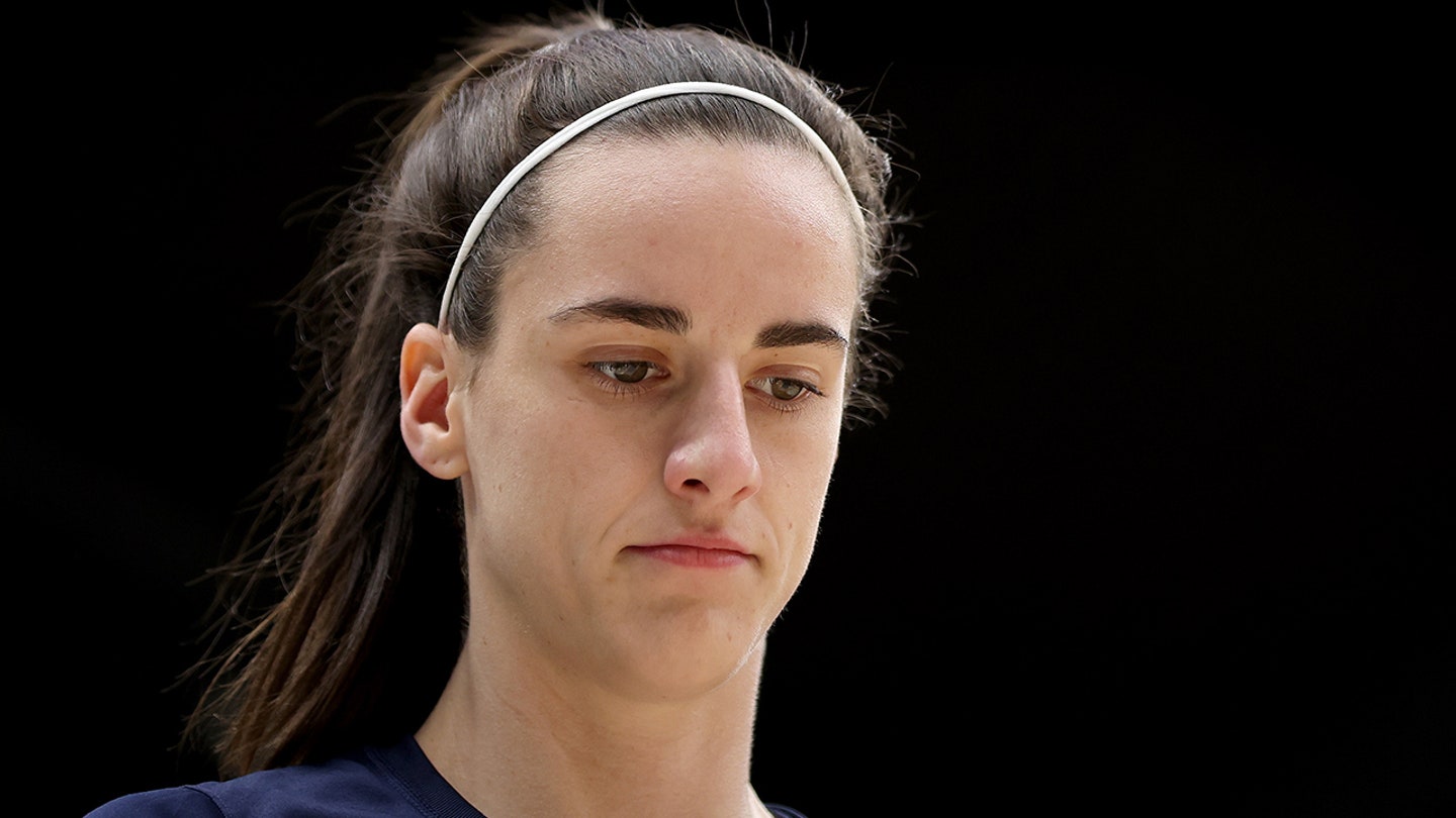 Caitlin Clark's Solo Journey: Navigating the WNBA Without Seasoned Guidance