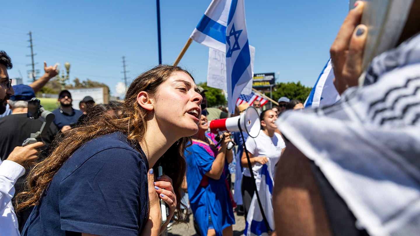 Antisemitism Accusations Plague Los Angeles District Attorney's Office Amid Synagogue Standoff