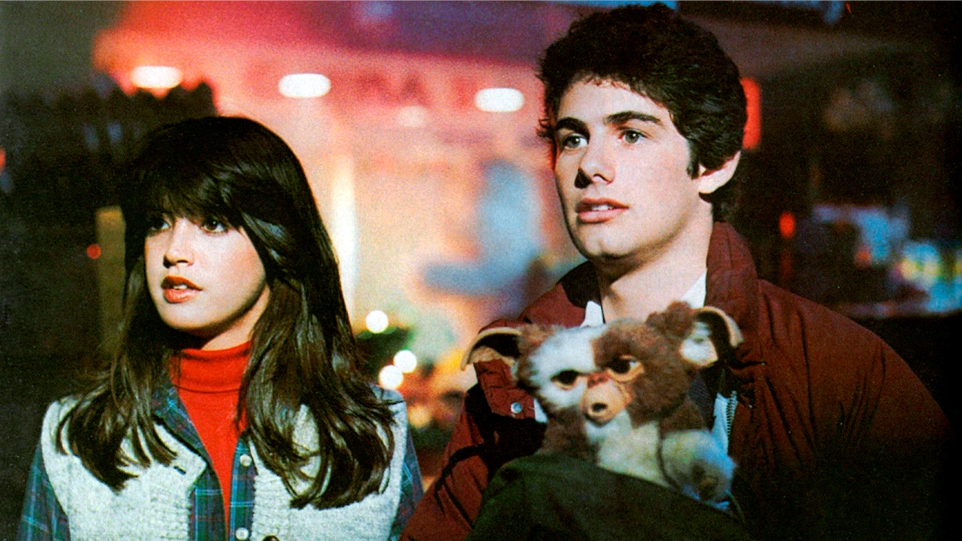 Zach Galligan and Phoebe Gates in Gremlins