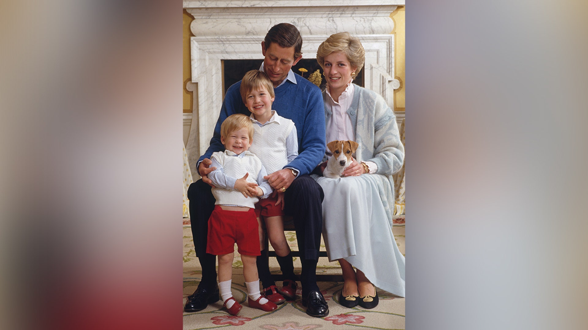 Prince William posed for a family photo with Prince Harry, Princess Diana and King Charles, in 1986.